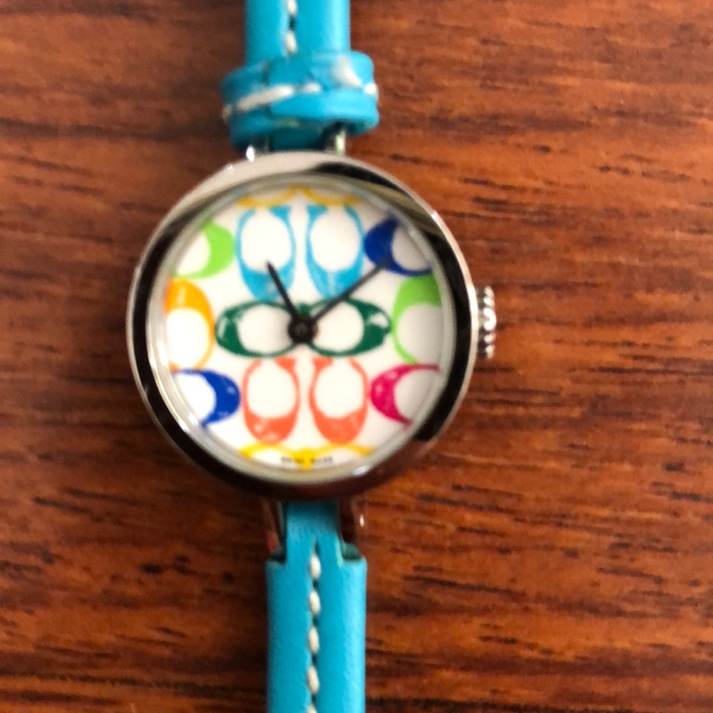 Women’s Coach Watch